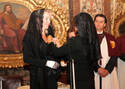 S.A.R. la Duchessa di Castro riceve l'Onorificenza dell'Ordine di Santa Isabel da S.A.R. la Duchessa di Bragança Gran Maestra